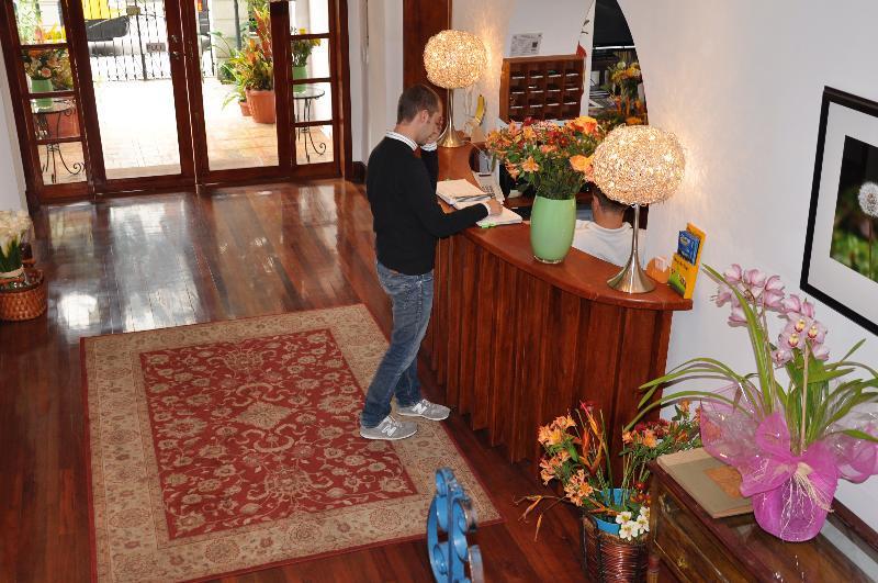 Boutique Hotel Casa Foch Quito Extérieur photo