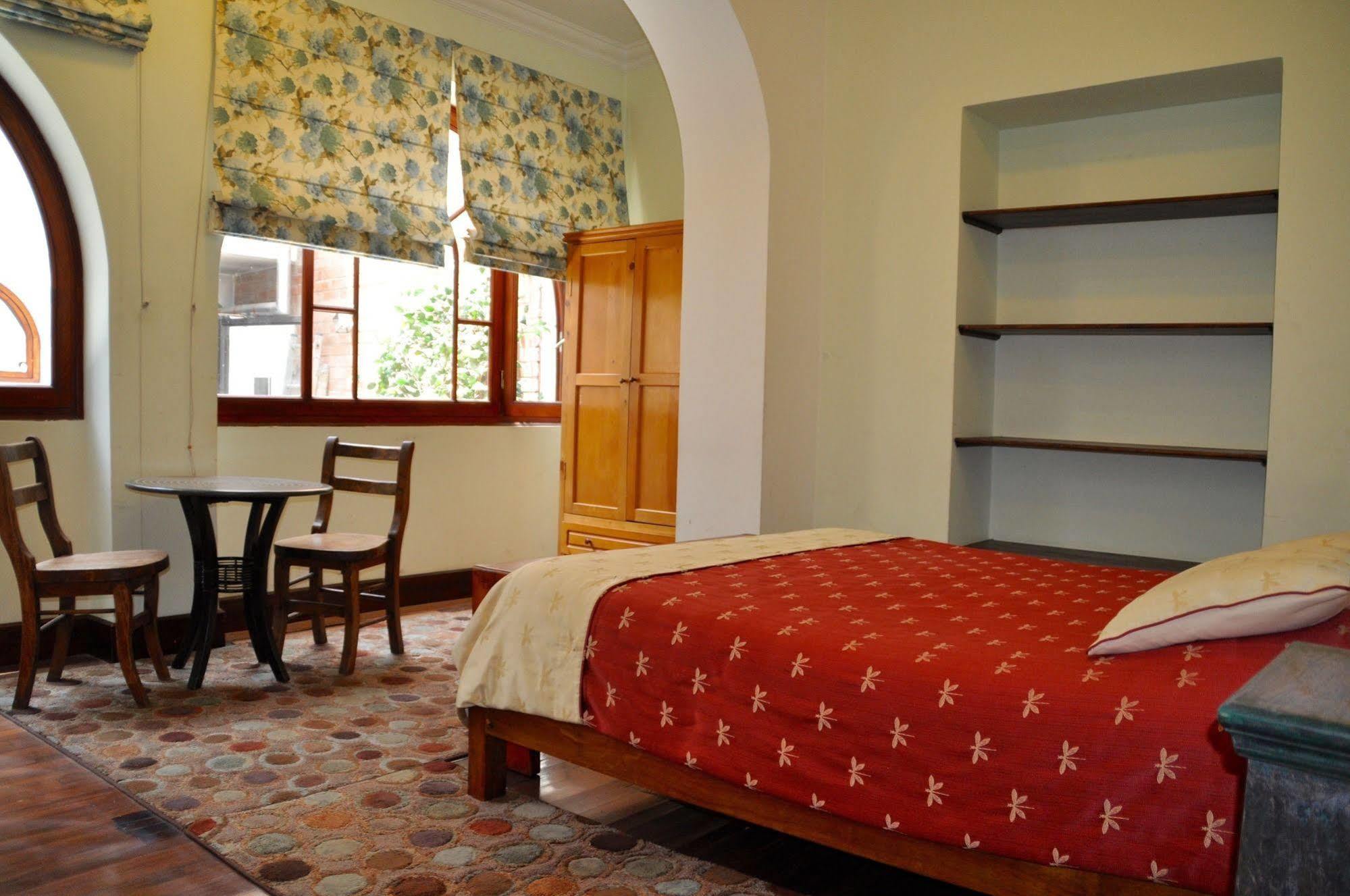 Boutique Hotel Casa Foch Quito Extérieur photo