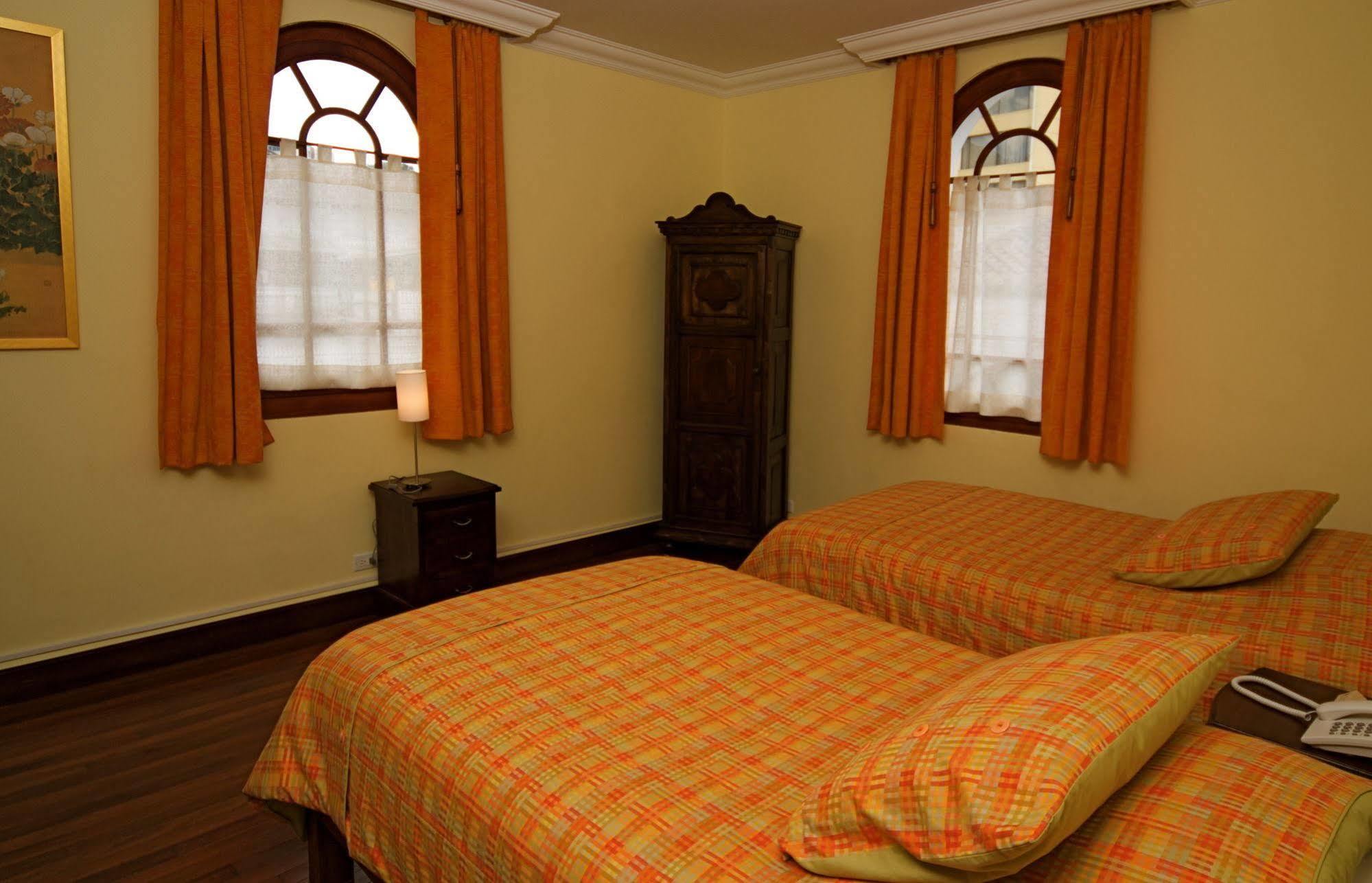 Boutique Hotel Casa Foch Quito Extérieur photo