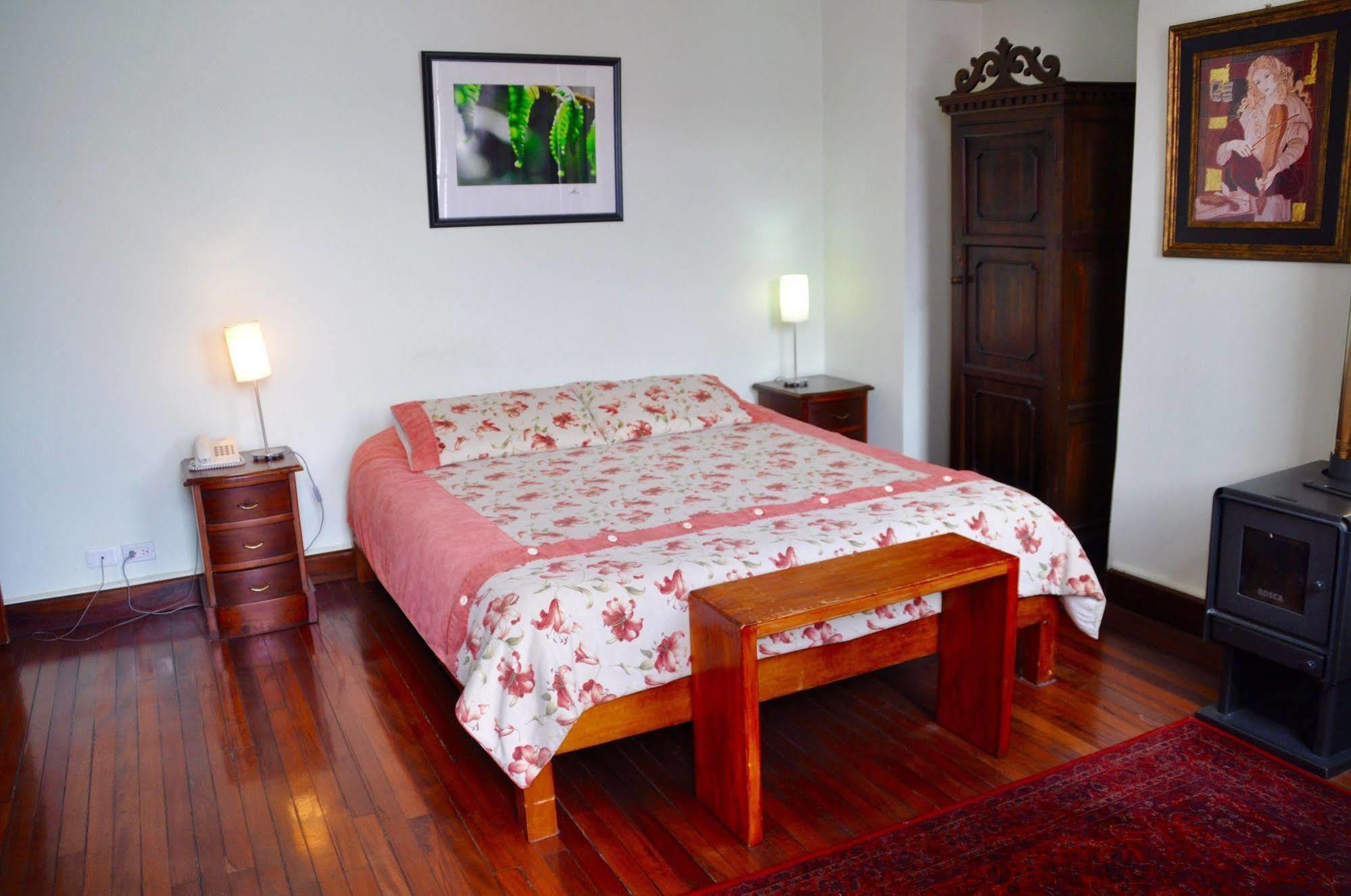Boutique Hotel Casa Foch Quito Extérieur photo
