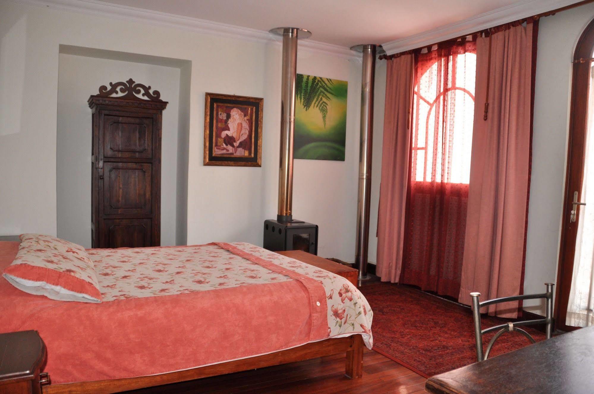 Boutique Hotel Casa Foch Quito Extérieur photo